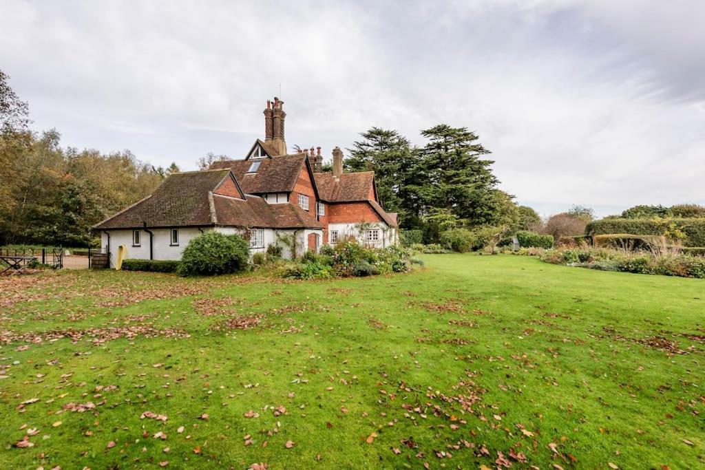 Highfield * Tring
