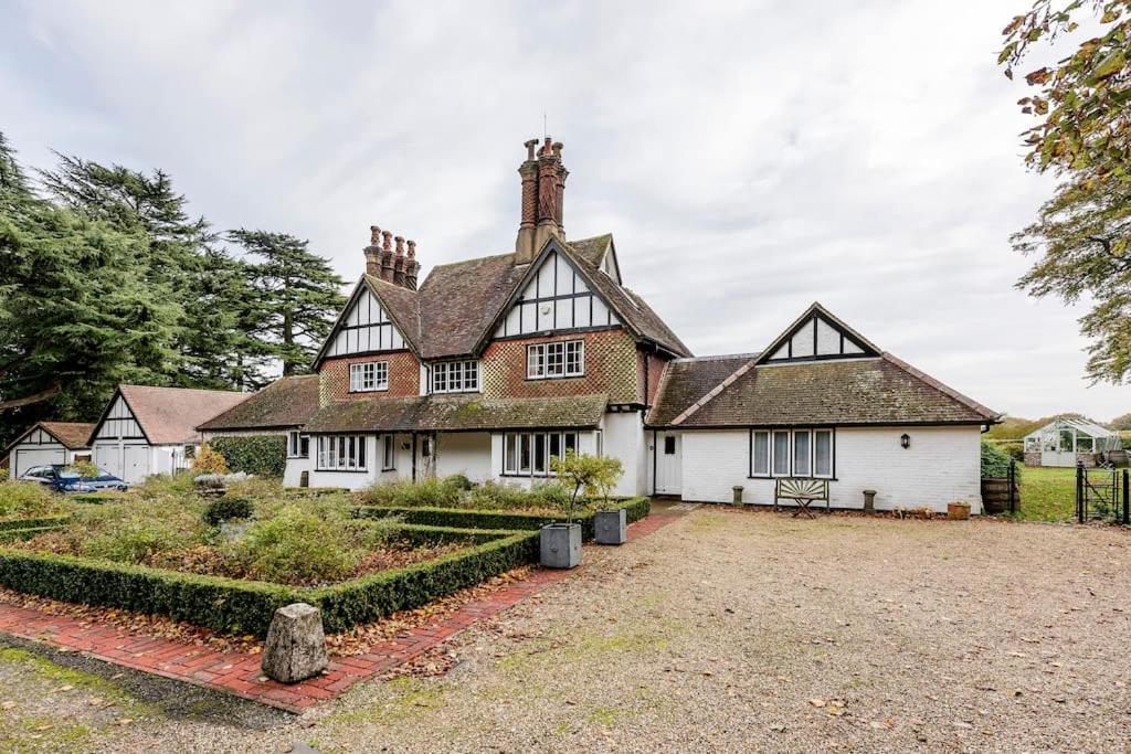 Highfield Tring